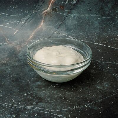 Чесночный соус в Вкус кафе по цене 81 ₽