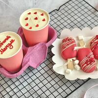 Бенто-торты в стакане и эскимо чизкейки в подарок Маме в Cosmo Сakery