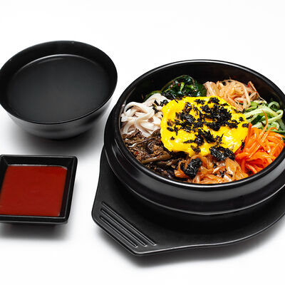 Пибимпап с кальмаром в Kimchi по цене 690 ₽