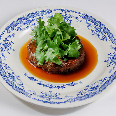 Бифштекс из говядины в Niki по цене 1590 ₽