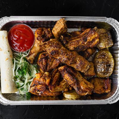 Шашлык бокс на компанию S в Шашлык Дом по цене 3300 ₽