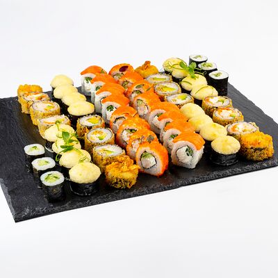 Сет Щедрый в Sakishi Rolls по цене 2400 ₽