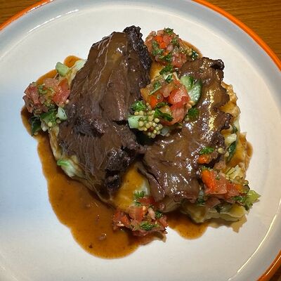 Телячьи щечки в Чайхана по цене 960 ₽