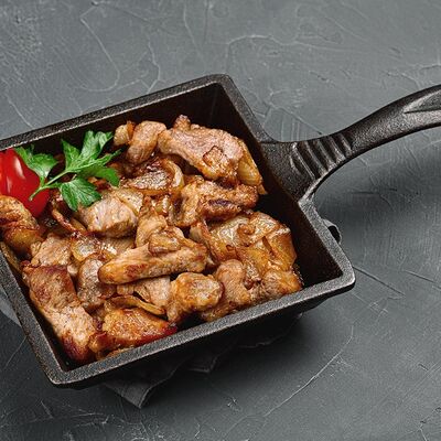 Свинина, жаренная в сковородке в Корчма по цене 480