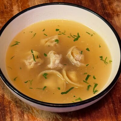 Куриный суп в John Gilroys по цене 450 ₽