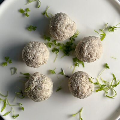 Фрикадельки из индейки в Camon Cafe по цене 160 ₽