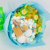 Сладкий букет из зефира, маршмелло и мармелада Выпускникув Дарите красиво по цене 4199