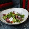 Салат с ростбифом и мариноваными опятами в McKey Pub & Restauraunt по цене 630