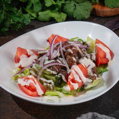 Cалат с печенью курицы в Райхон по цене 310 ₽