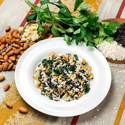 Микс риса с жареным миндалём в Баклажан в ТЦ 