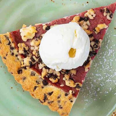 Клубничный крамбл в Beer House по цене 450 ₽