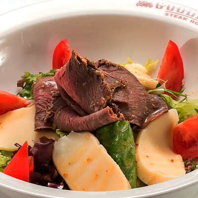 Салат с ростбифом и сыром в Goodman по цене 290