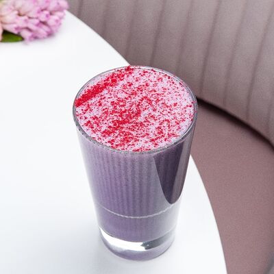 Ягодный милкшейк в RestikVam по цене 470 ₽