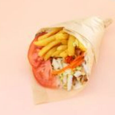 Гирос с говядиной в Шаурма и точка по цене 590 ₽