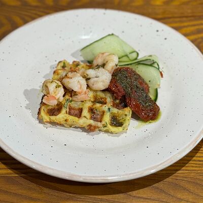 Венский драник с креветкой в Хосперкафе бульвар по цене 550 ₽