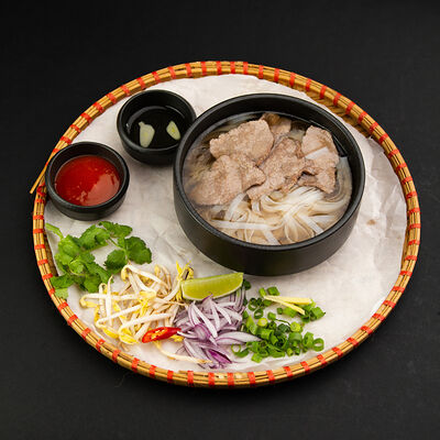 Фо Бо в Pho Tom по цене 390 ₽