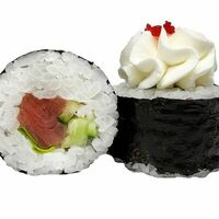 Сакура с тунцом в Barrel Sushi