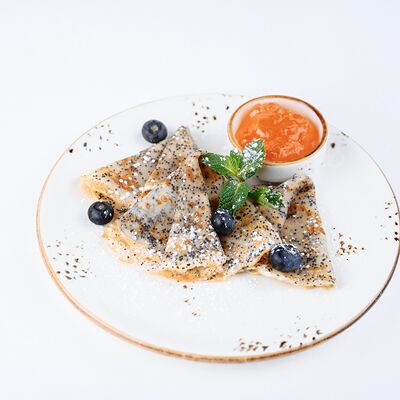 Маковые блинчики в Кофеин по цене 410 ₽