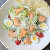 Цезарь с лососемв Брассерия 033