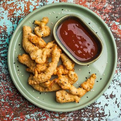 Судак в темпуре в Sushi & More по цене 330 ₽