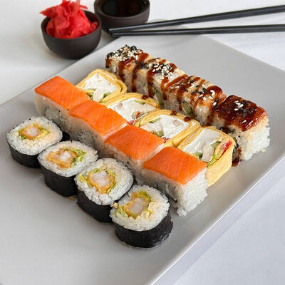 Сет Лав из в Токио 96 пицца и роллы по цене 1099 ₽