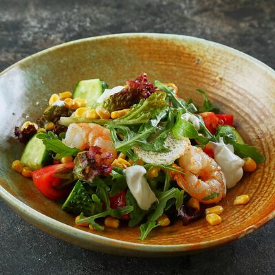 Салат с креветками в ЛарисуВаннуХочу по цене 650