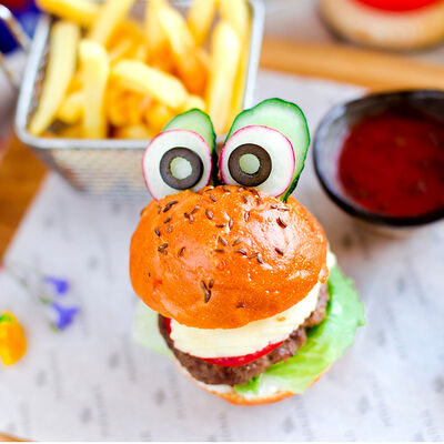 Кваки Бургер в MANANA по цене 390