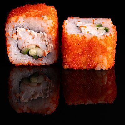Калифорния с креветкой в Sushiland по цене 585 ₽