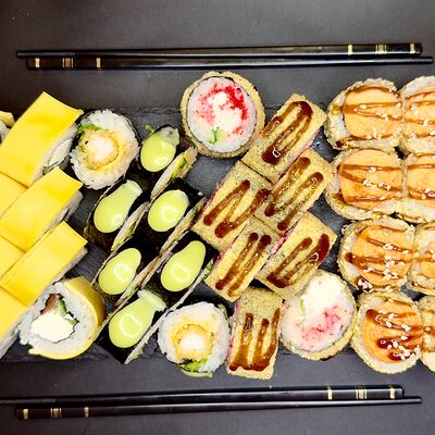 Сет Микс в Вкусно есть по цене 2159 ₽