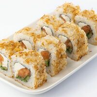 Бонито с лососем в YumiGo Sushi