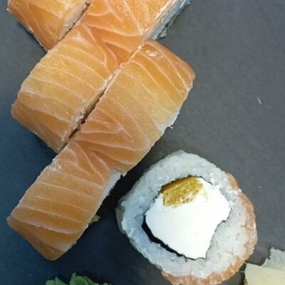 Нежный апельсин в Sushi Kiosk по цене 680 ₽