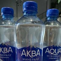 Вода Aqua minerale газированная в Кинотеатр Юность