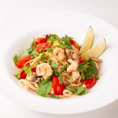 Спагетти Том Ям в Сыто Пьяно по цене 549 ₽