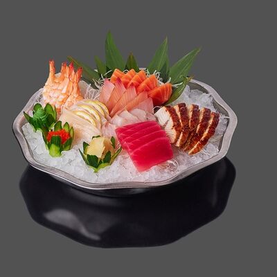 Сашими угорь в RED DRAGON SUSHI по цене 790 ₽