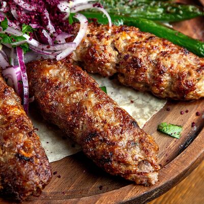 Люля-кебаб из говядины в Огненный фастфуд по цене 440 ₽