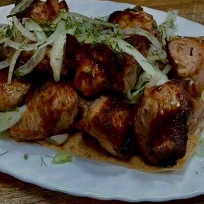 Шашлык из cвинoй шеи в Сапфир Premium HITS & GRILL по цене 600 ₽