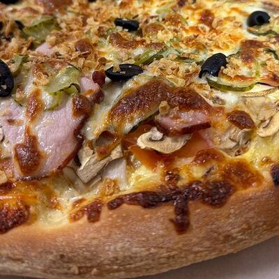 Гига пицца пухлый малыш в Кафе Цоколь по цене 1599 ₽