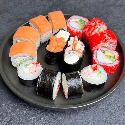 Сет Обед в Лосось Sushi & Oysters по цене 895 ₽