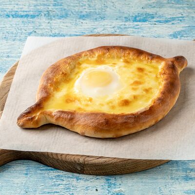 Хачапури по-аджарски в Хачапури & Кофе по цене 440 ₽