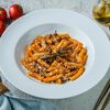 Ригатони с говядиной в томатном соусе в PizzAmore по цене 1330