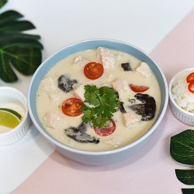 Том кха с курицейв Pokemania по цене 759 ₽