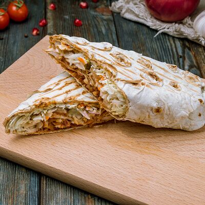 Классическая шаурма в Шаурма и Пончики по цене 339 ₽