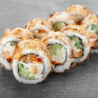 Ролл Бонито с мидиями в ROLLS KING SUSHI KINGDOM