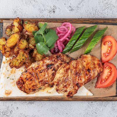 Филе куриной грудки на огне в Мясоед по цене 930 ₽