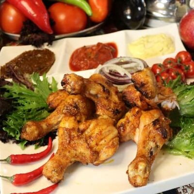 Шашлык из куриной голени в Ароматный дворик по цене 370 ₽