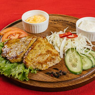 Стейк из свинины на гриле в Serbian Grill по цене 560 ₽