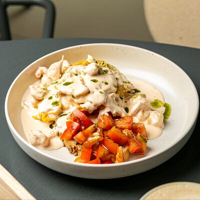 Скрембл с креветками в Bistro Оstro по цене 950 ₽