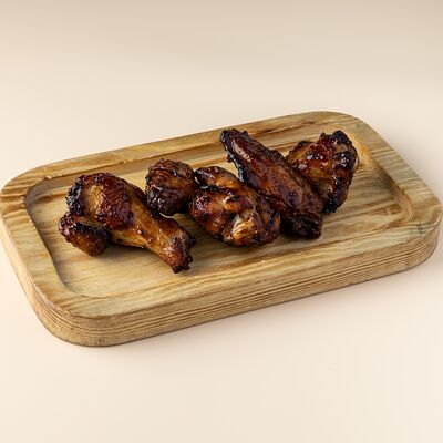 Крылышки барбекю в Шарики по цене 550 ₽