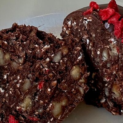 Конфета шоколад в Zanoza Open Bar по цене 250 ₽