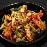 Лапша Удон с курицей в Шеф-Бар